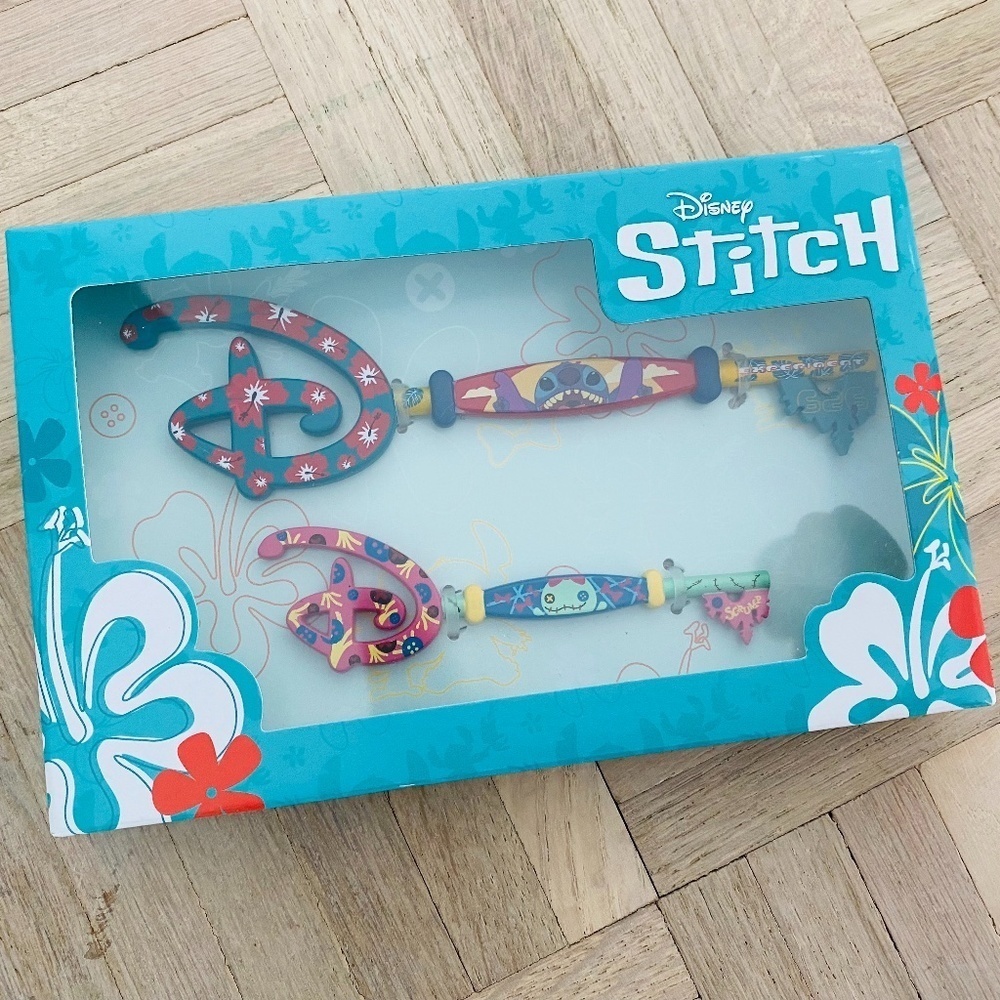 Disney - Lilo and Stitch Key Set, Brand New and Sealed in Box